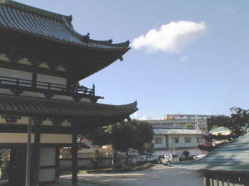 �O��ƃA�X�g�������C��